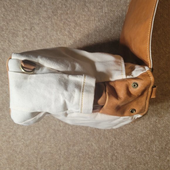 Better Life Bags Amelia convertible crossbody/backpack, leather and canvas EUC - Picture 4 of 5